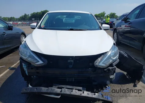 2017 Nissan Sentra S z USA, uszkodzony, nr VIN 3N1AB7AP4HY397011